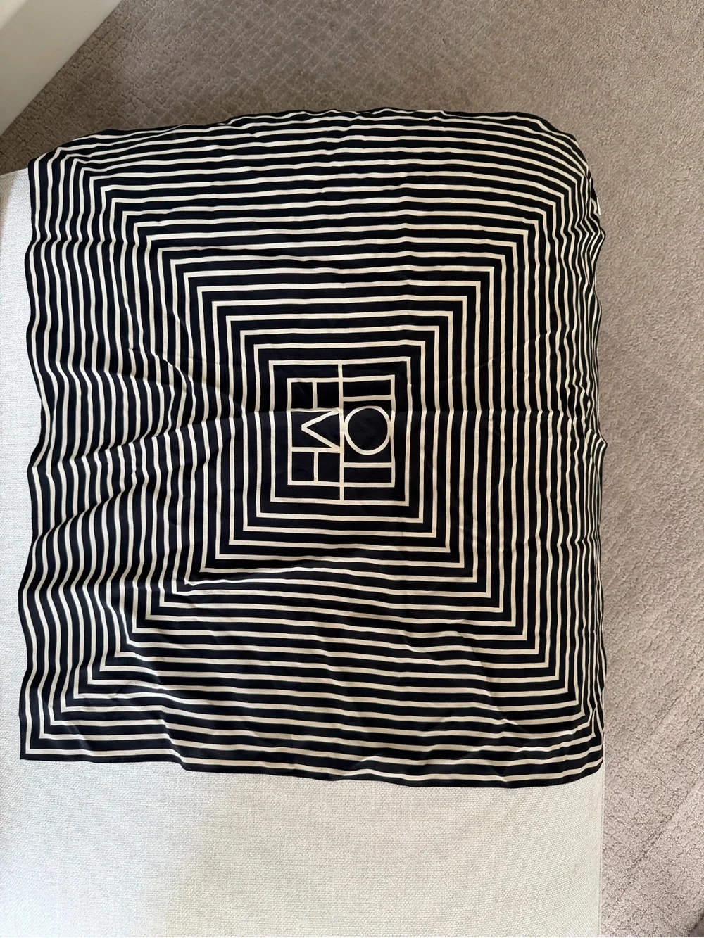 Toteme Black & Cream Graphic Concentric Stripe Silk Scarf